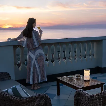Palace Hotel 4*
