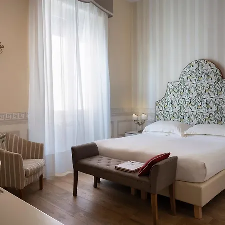 Palace Hotel 4*