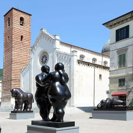 パレス ホテル 4*